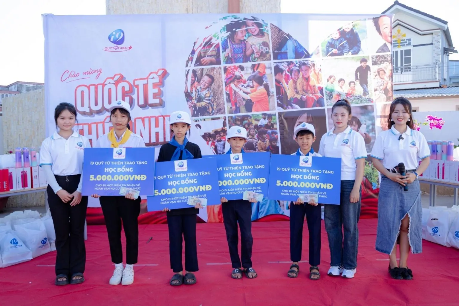 Hình ảnh sân vận động bóng đá với khán giả, minh họa cho cá cược thể thao tại HI88.